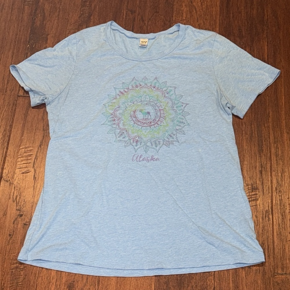 XL Women's Light Blue Alaska Graphic Tee